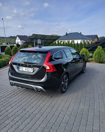 Volvo V60 cena 51900 przebieg: 213000, rok produkcji 2016 z Słupca małe 326